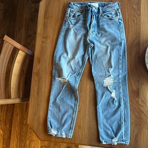 Mother Superior The Tomcat, size 28, color is True Confession